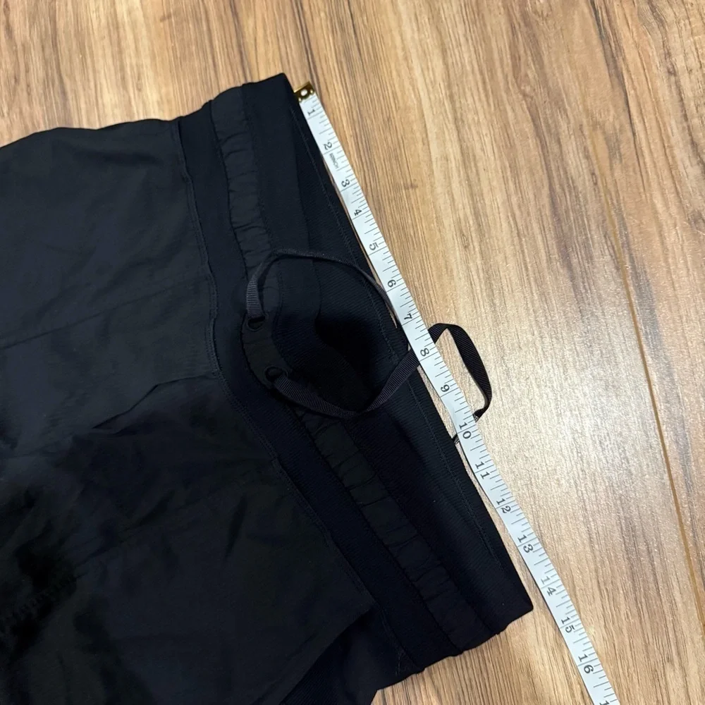 Lululemon Dance Studio Crop *25